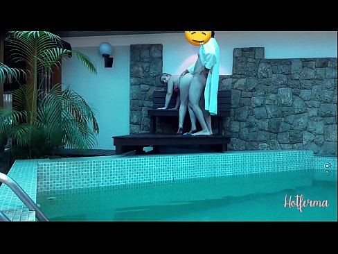 ❤️ A főnök meghívja a szobalányt a medencébe, de nem tud ellenállni egy forró ❤️❌ Csak pornó at hu.safehaus.top ❌❤